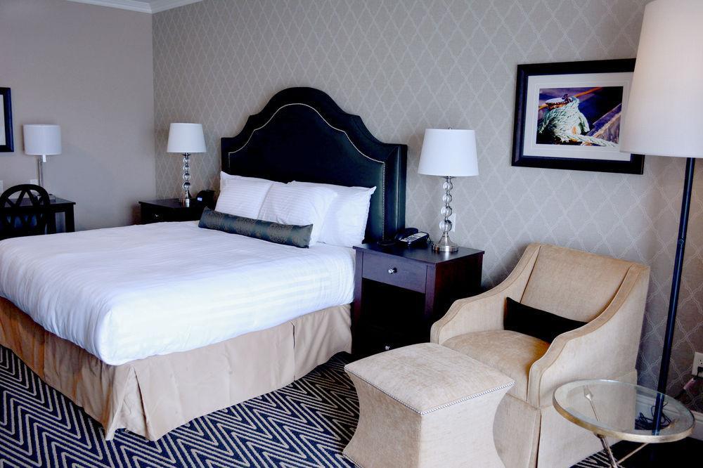 Majestic And Hotel Anacortes