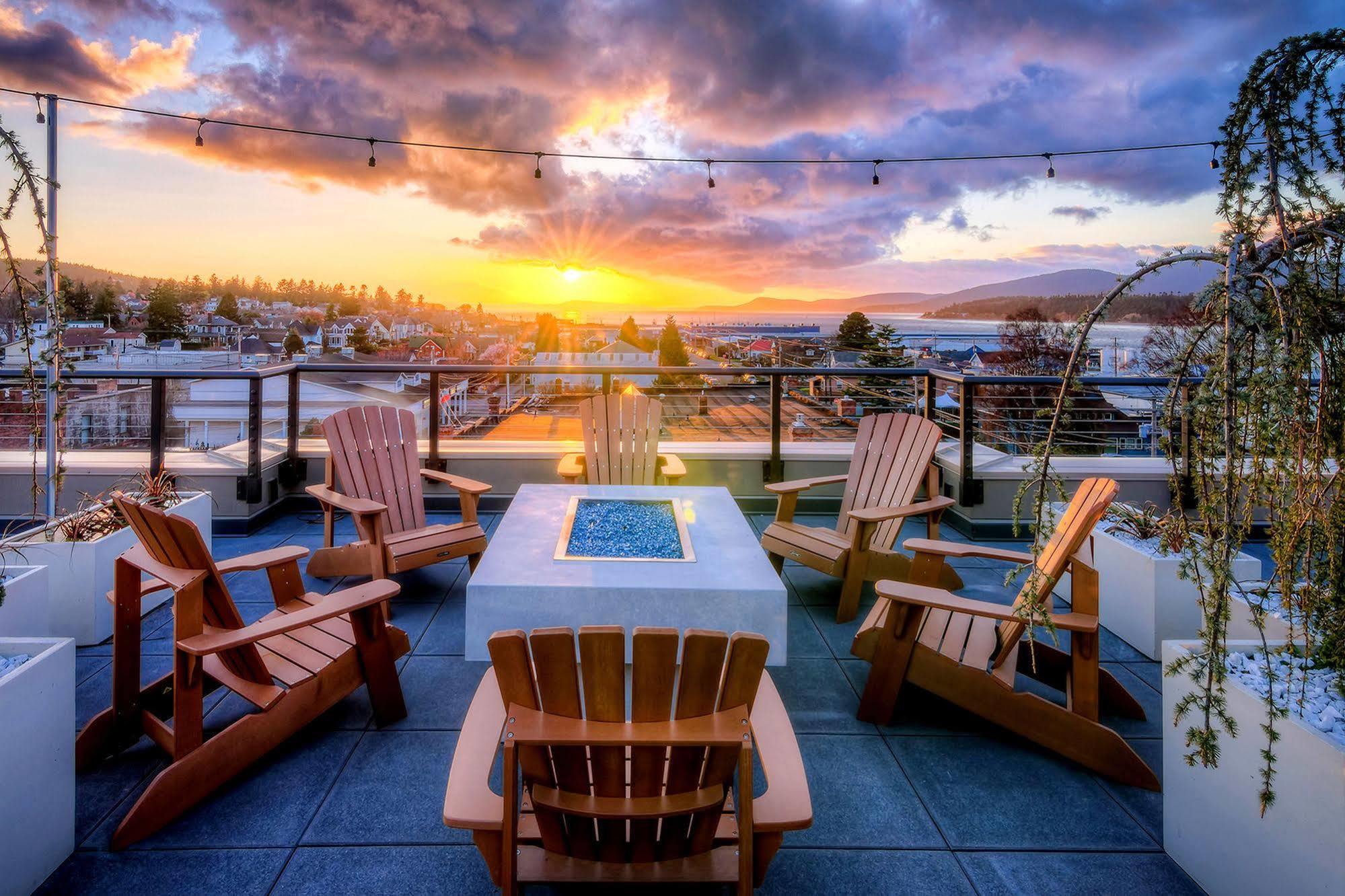 Majestic And Hotel Anacortes
